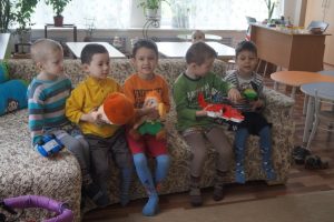 Посидим на новом диване.